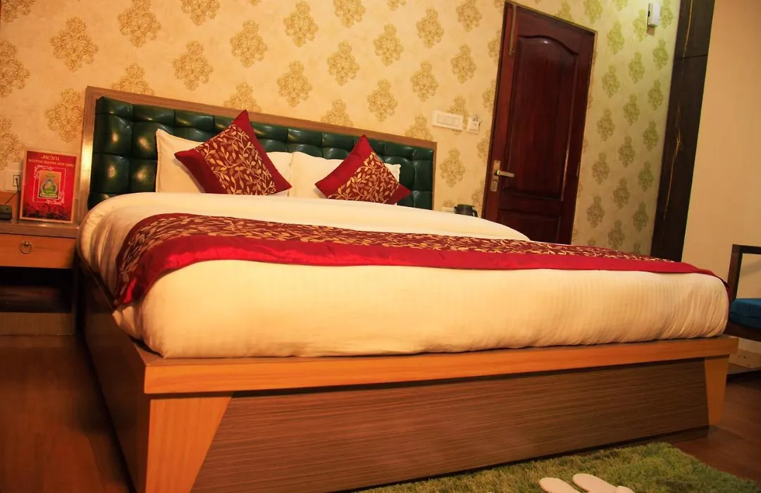 Sleeping Buddha View L Best Hotel In Near Mall Road-1
